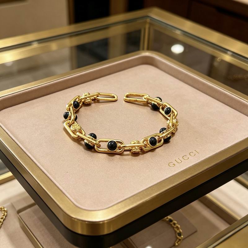 Gucci Bracelet 06yxs13